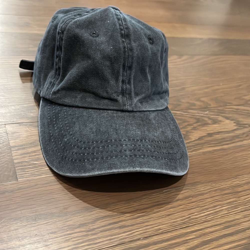Rustic Grey Hat - Picture 4 of 5